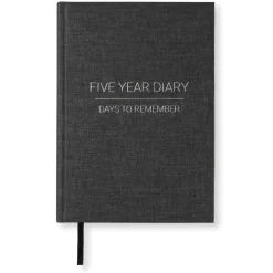 5 year diary A5 Transparent Black 5 vuoden päiväkirja Paperstyle