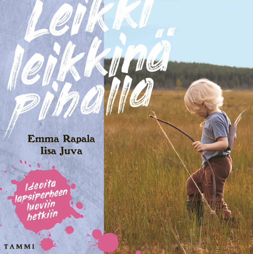 Leikki leikkinä pihalla