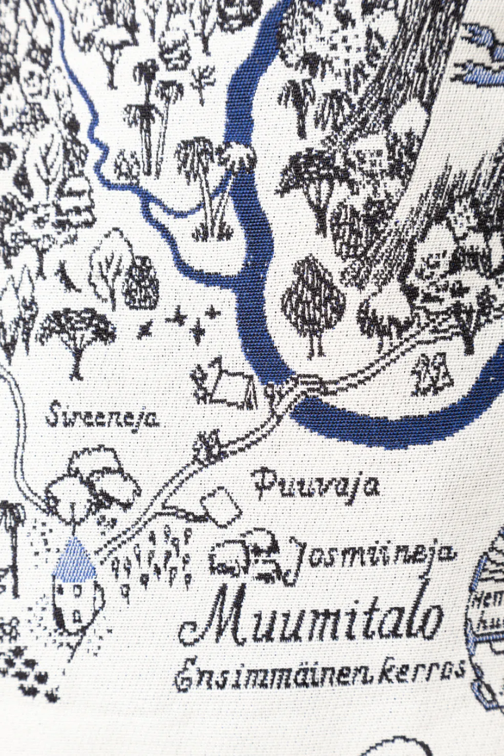 Tyynynpäällinen Muumilaakson kartta, 34 x 47 cm